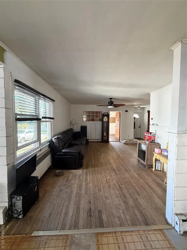 2 Margaret Lane Huntington NY 11743