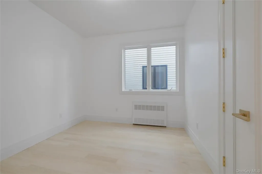 27 Ellish Parkway Spring Valley NY 10977