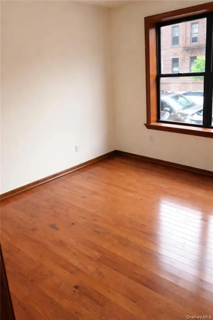 2503 E 19th Street Brooklyn NY 11235