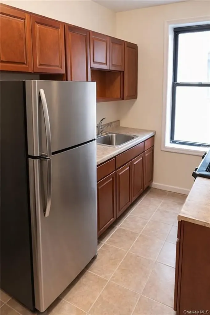 2503 E 19th Street Brooklyn NY 11235