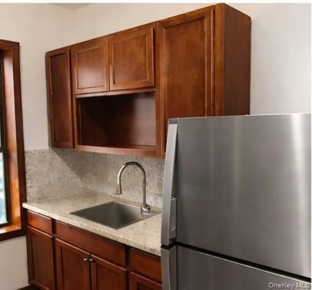 2503 E 19th Street Brooklyn NY 11235
