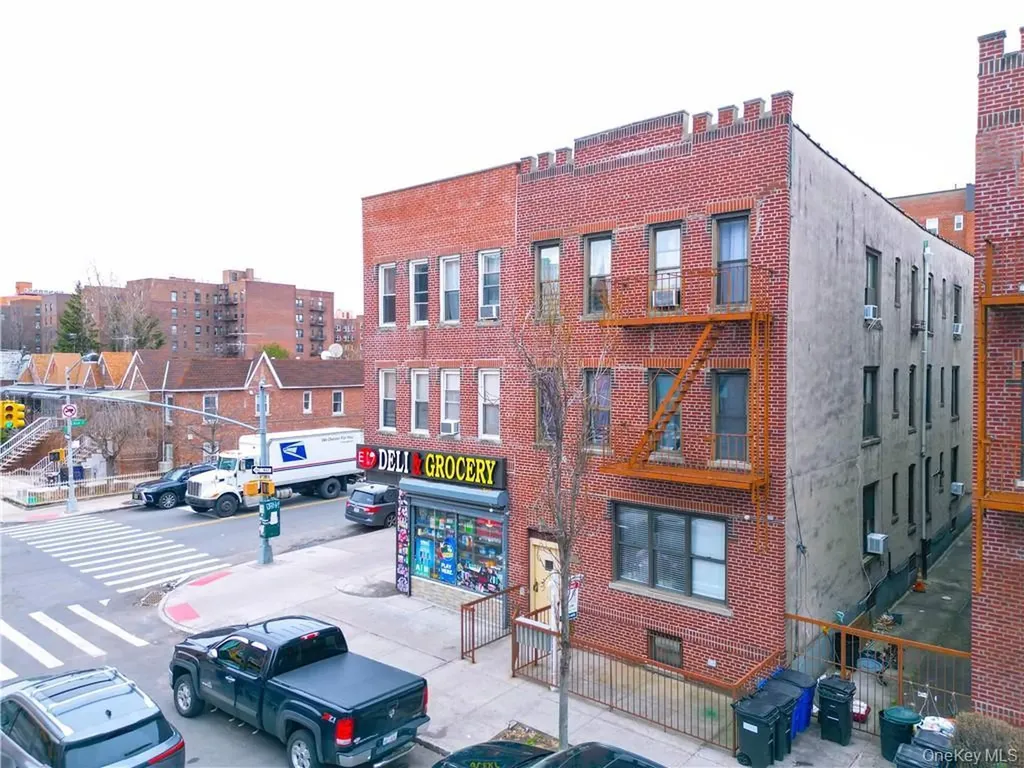 2503 E 19th Street Brooklyn NY 11235