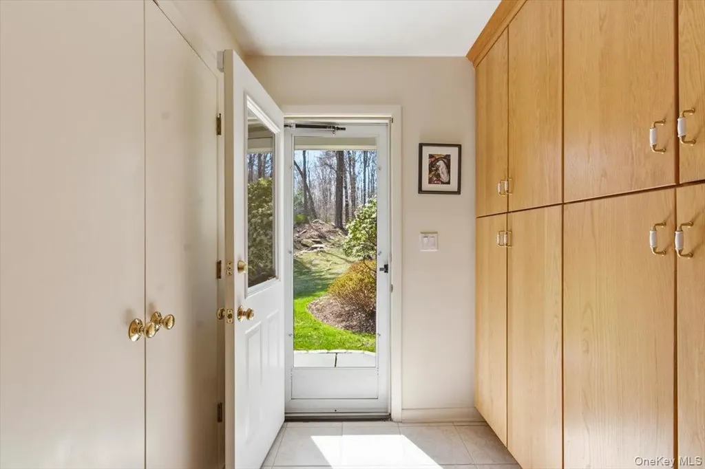 73 Cedar Hill Road Bedford NY 10506