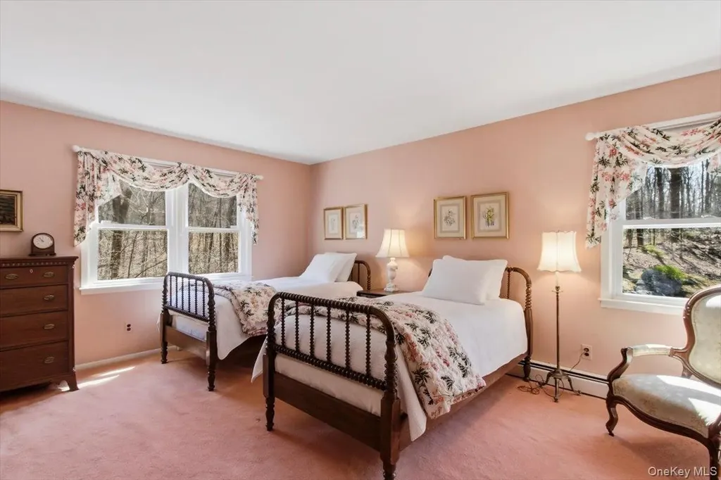 73 Cedar Hill Road Bedford NY 10506