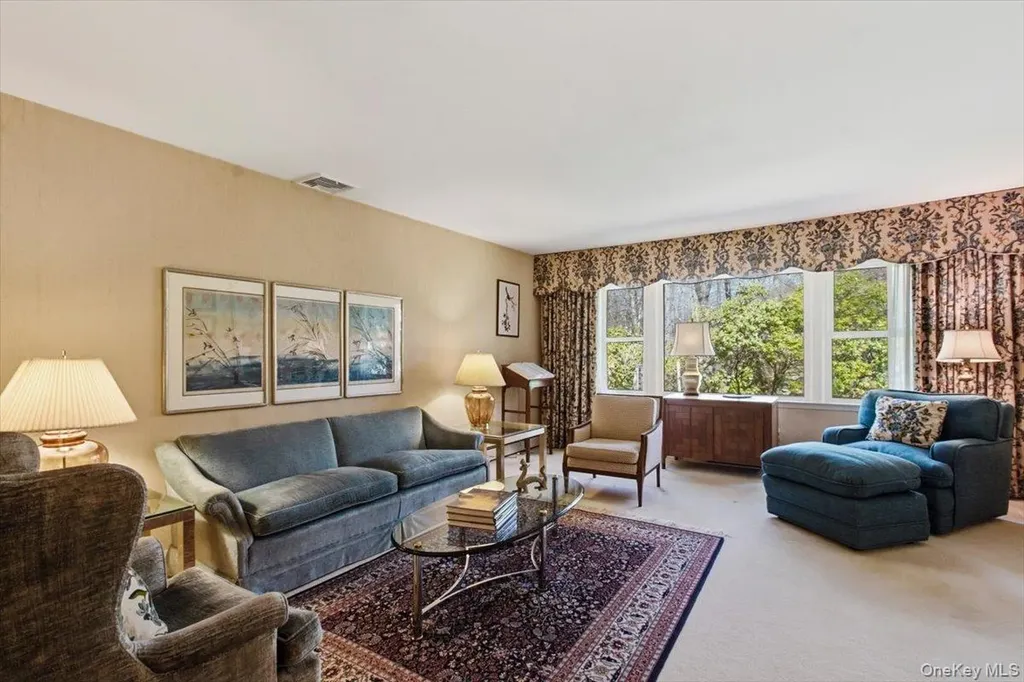 73 Cedar Hill Road Bedford NY 10506
