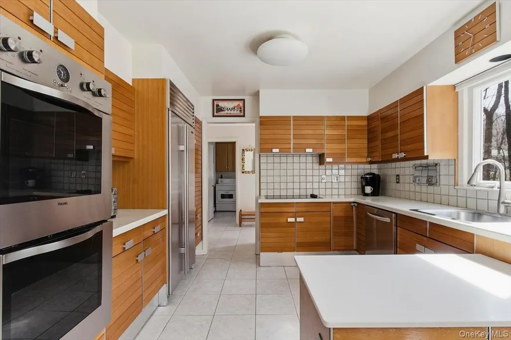 73 Cedar Hill Road Bedford NY 10506