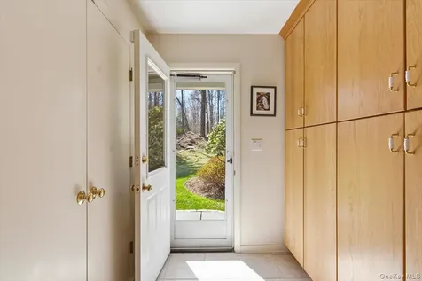 73 Cedar Hill Road Bedford NY 10506