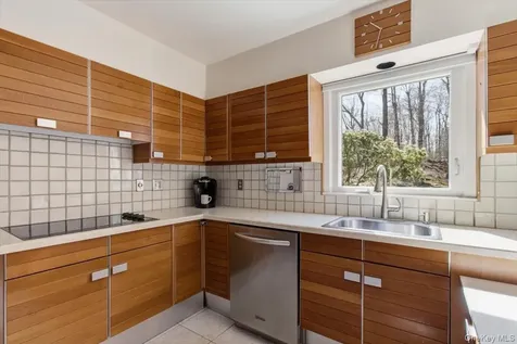 73 Cedar Hill Road Bedford NY 10506