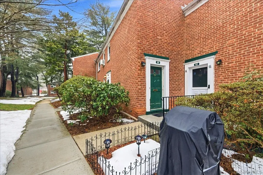 4 Fieldstone Drive Hartsdale NY 10530