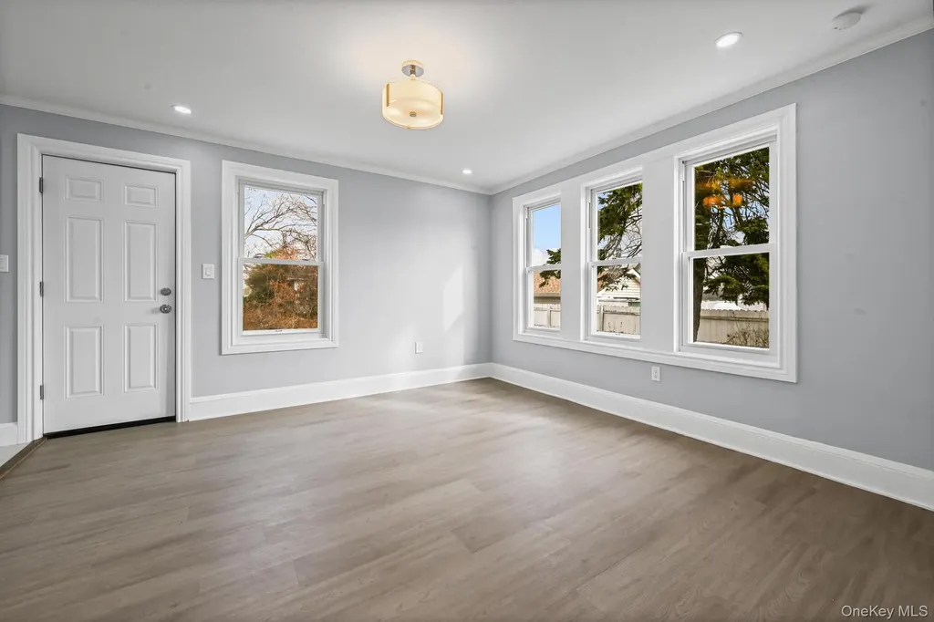 9 Joseph Street Bay Shore NY 11706