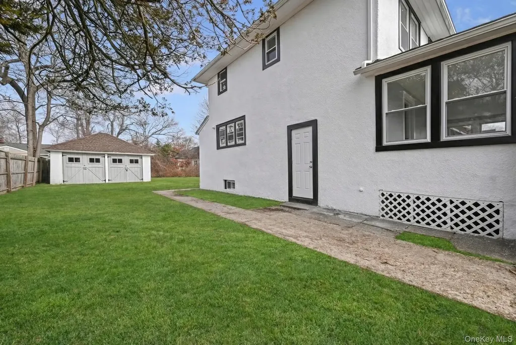 9 Joseph Street Bay Shore NY 11706