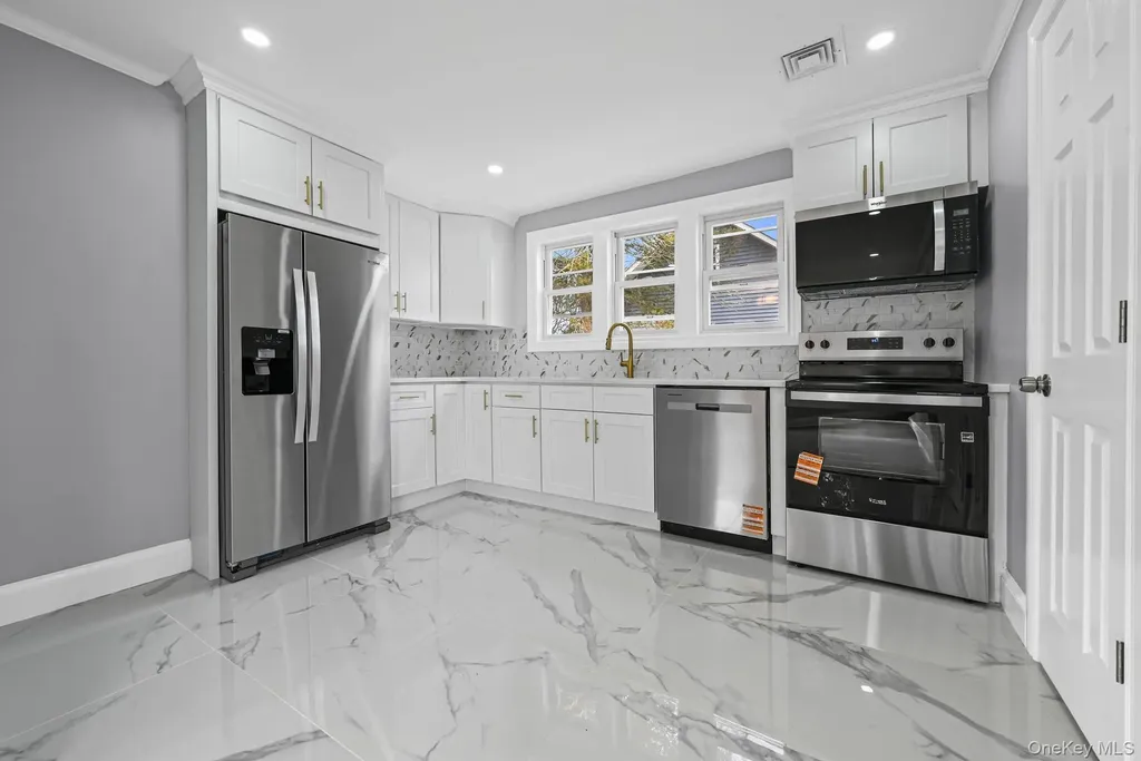 9 Joseph Street Bay Shore NY 11706