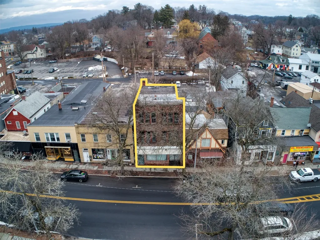 350 Broadway Kingston NY 12401