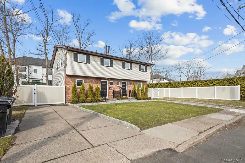 10 Sneden Court Spring Valley NY 10977