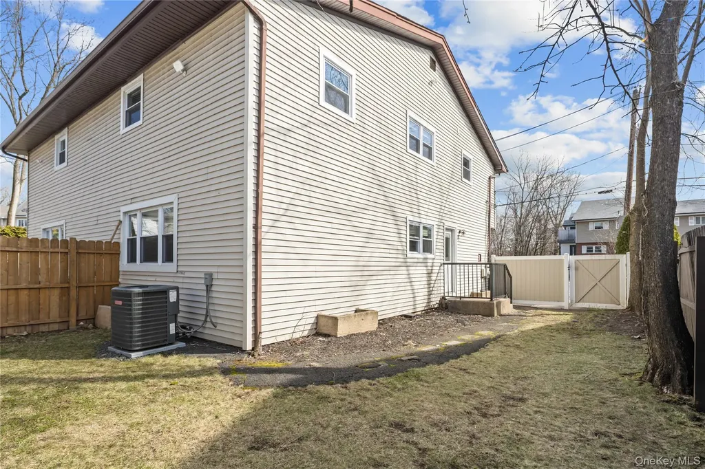 10 Sneden Court Spring Valley NY 10977