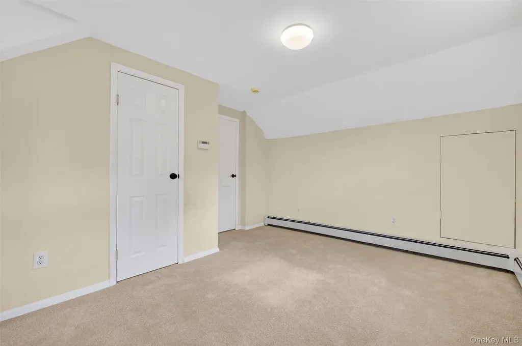 19 Cayuga Drive Wappingers Falls NY 12590