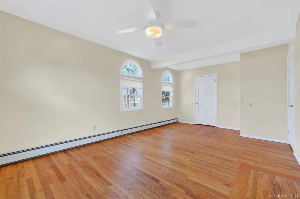 19 Cayuga Drive Wappingers Falls NY 12590