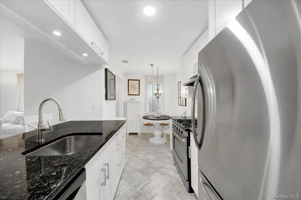 21 Arbor Way Peekskill NY 10566