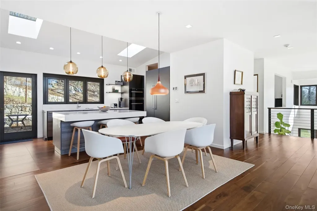 2 Lakeridge Drive Armonk NY 10504