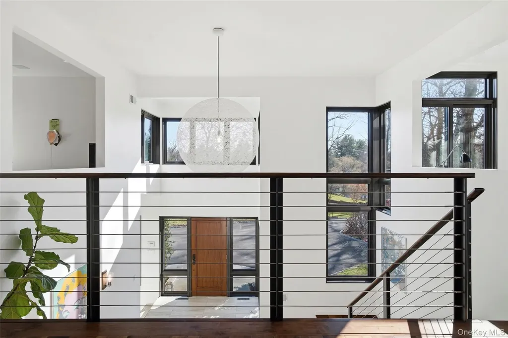 2 Lakeridge Drive Armonk NY 10504