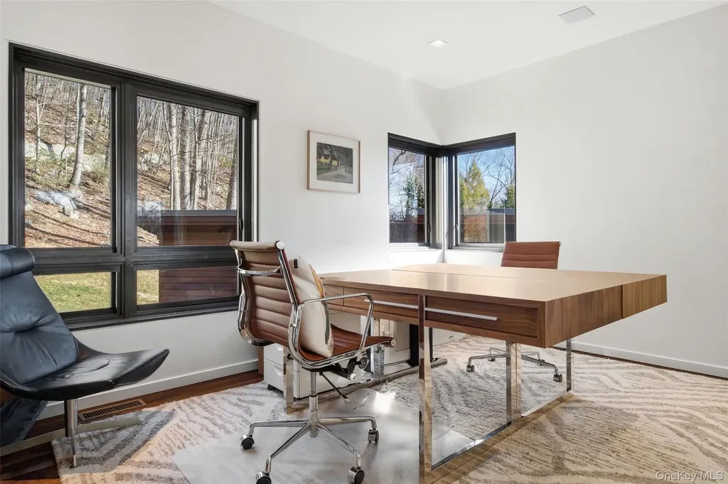 2 Lakeridge Drive Armonk NY 10504