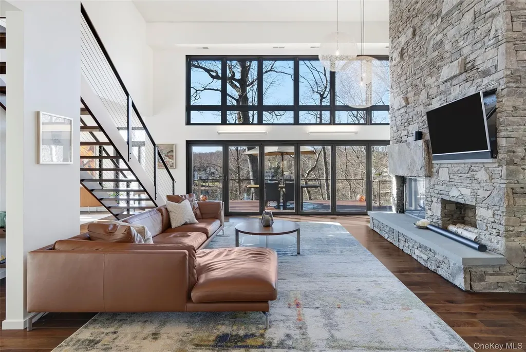 2 Lakeridge Drive Armonk NY 10504