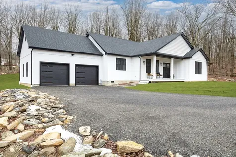 3750 Route 52 Stormville NY 12582