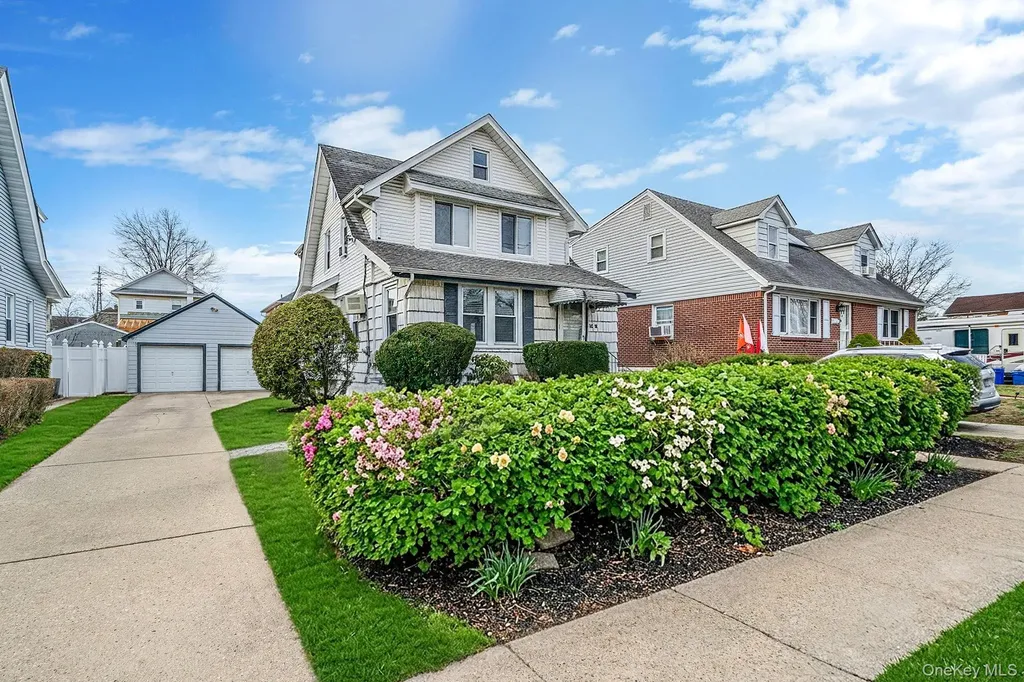 24718 137th Avenue Rosedale NY 11422