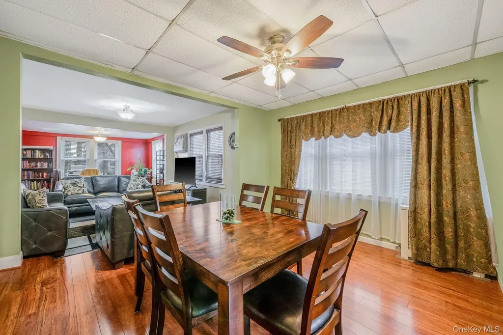 24718 137th Avenue Rosedale NY 11422