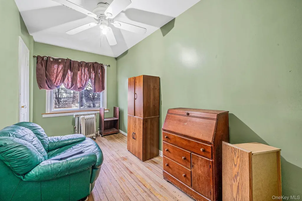 24718 137th Avenue Rosedale NY 11422