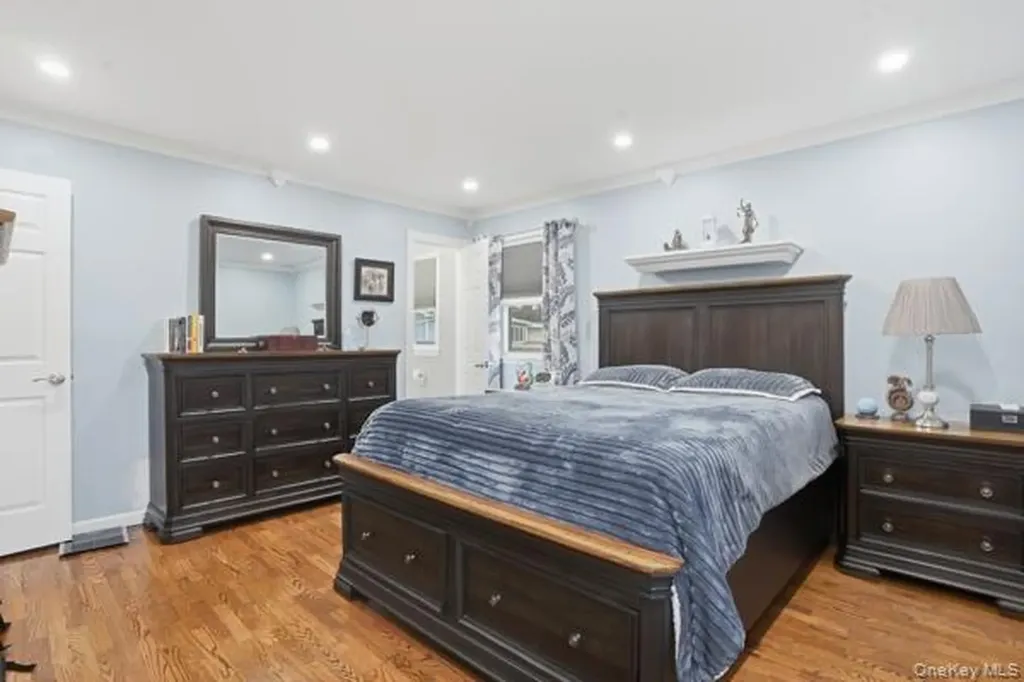 209 Summit Drive New Windsor NY 12553