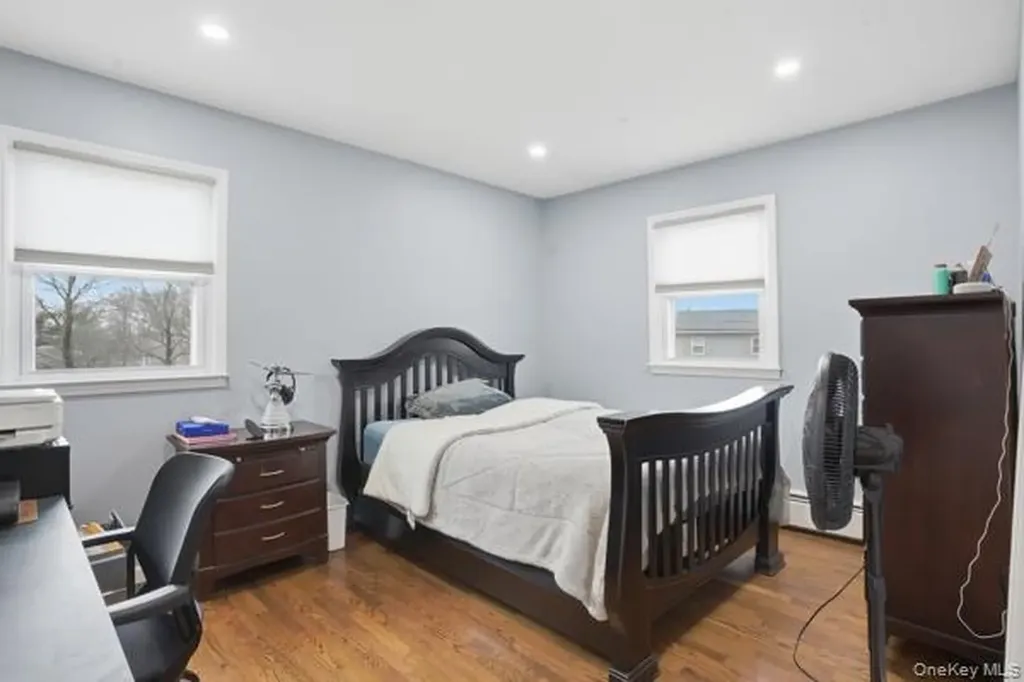 209 Summit Drive New Windsor NY 12553