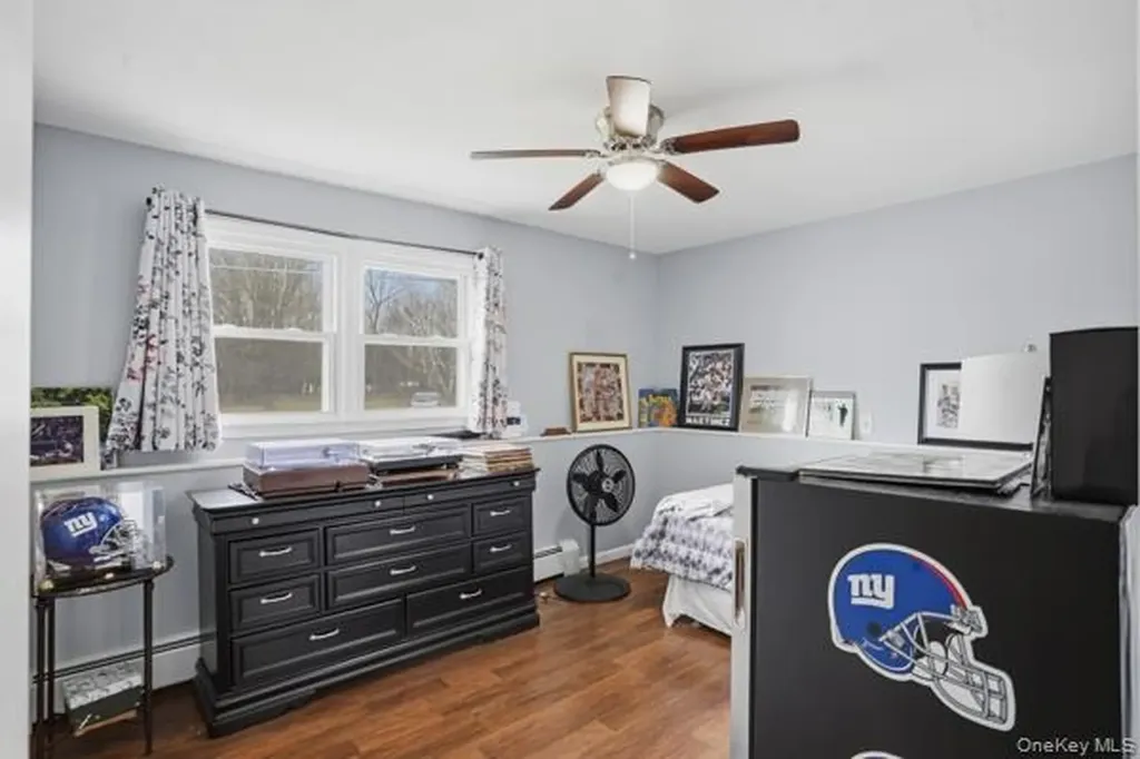 209 Summit Drive New Windsor NY 12553