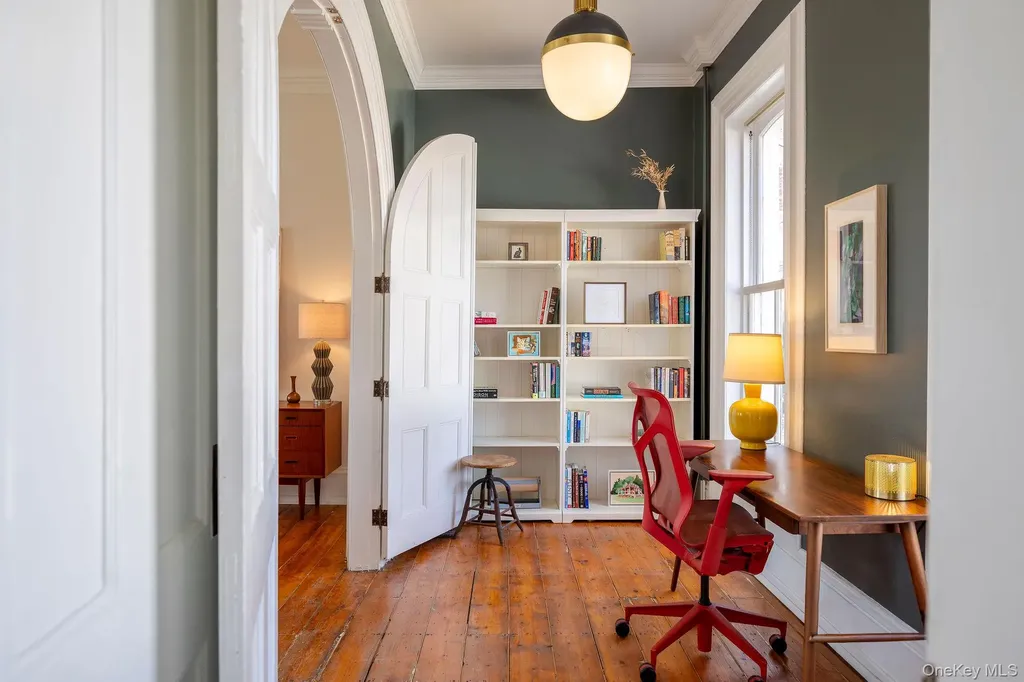 45 W Chestnut Street Kingston NY 12401