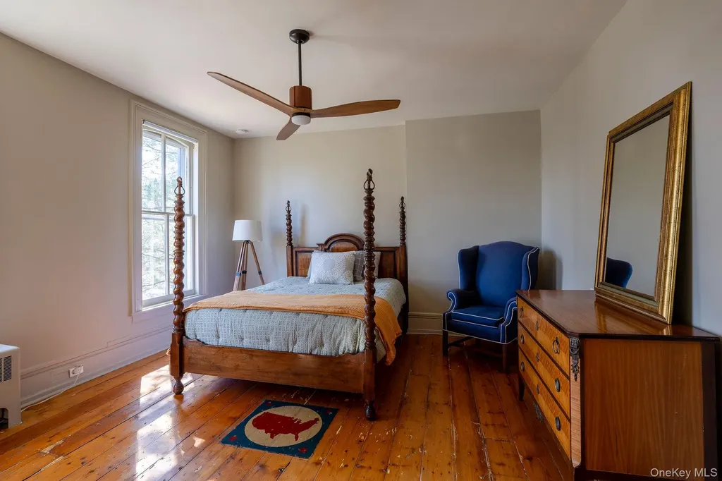 45 W Chestnut Street Kingston NY 12401