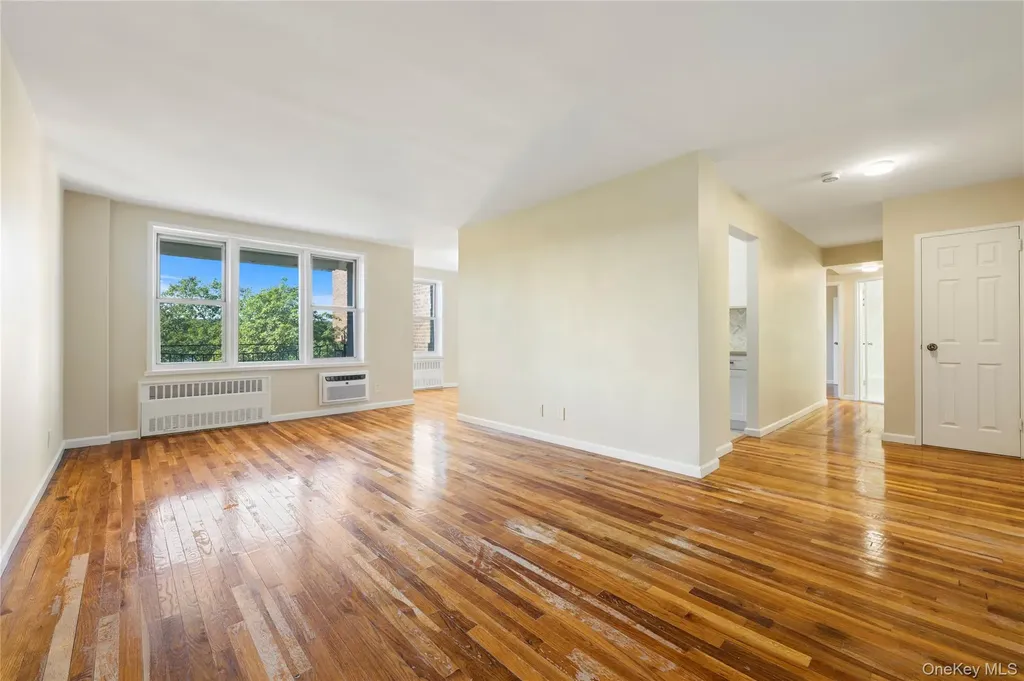 42 Pine Street Yonkers NY 10701