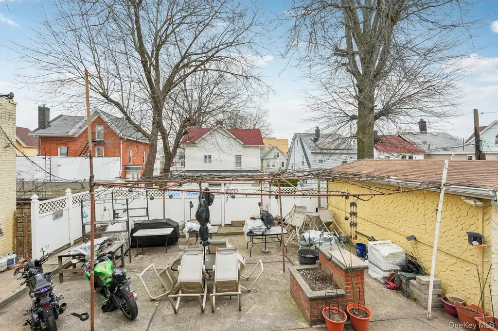 39 N 10th Avenue Mount Vernon NY 10550