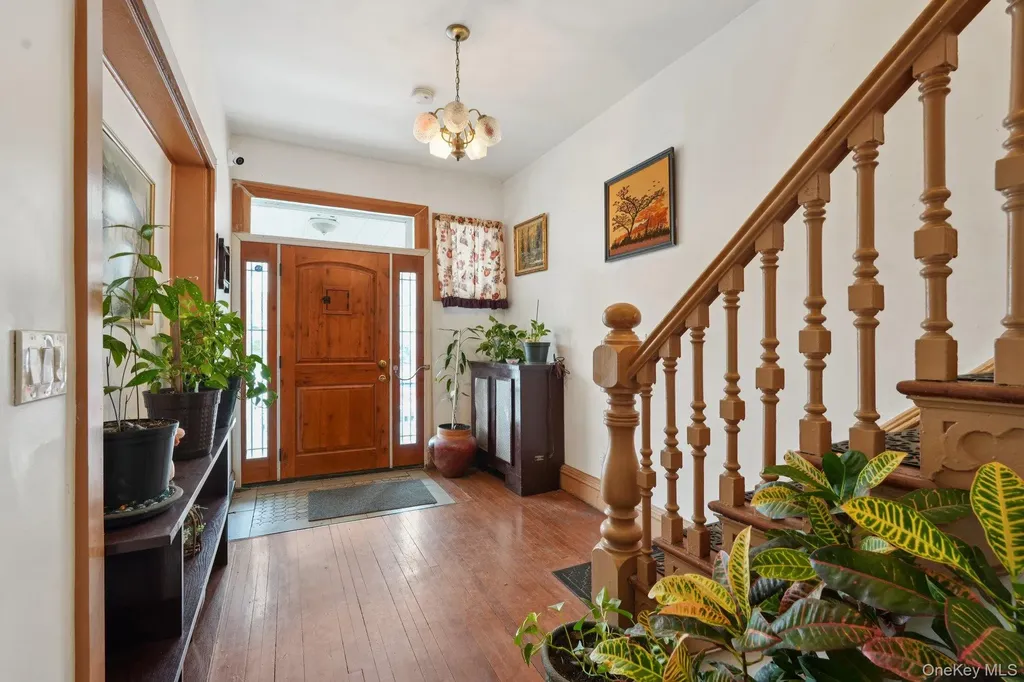 39 N 10th Avenue Mount Vernon NY 10550