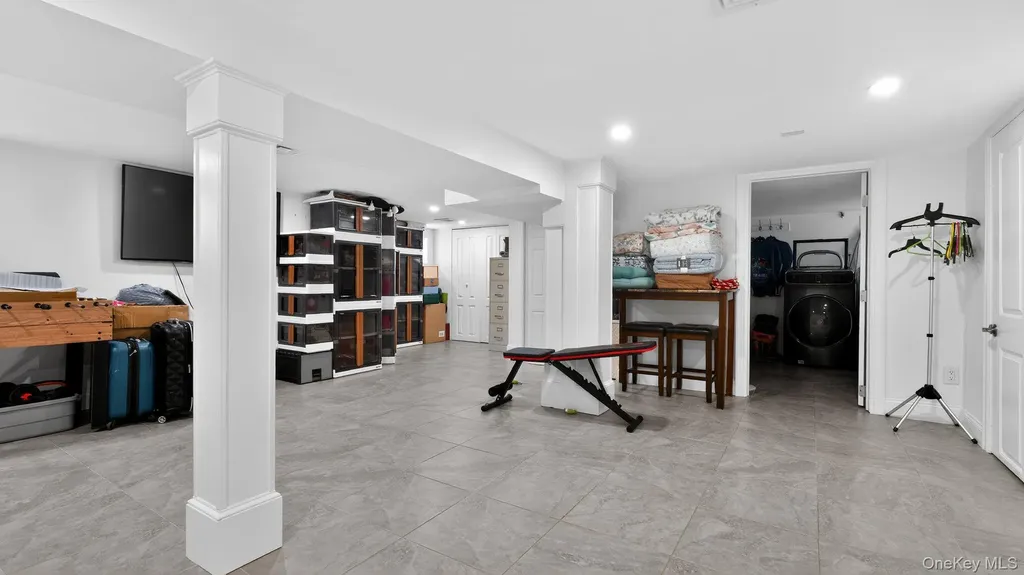 175 Hempstead Avenue Lynbrook NY 11563