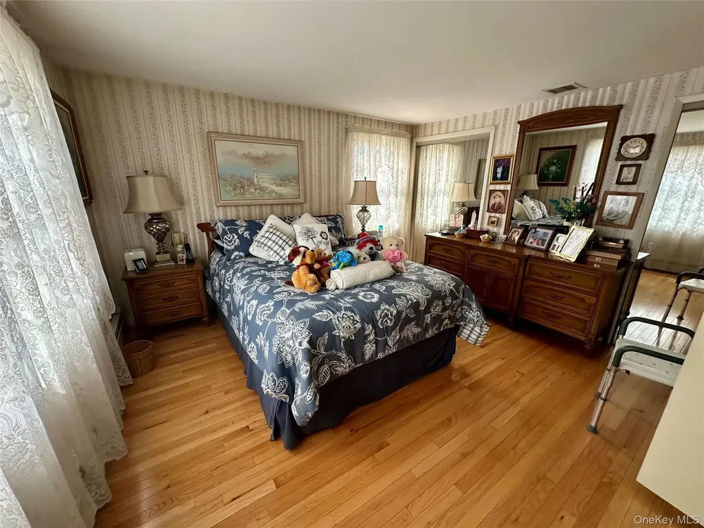 46 Wilmont Turn Coram NY 11727