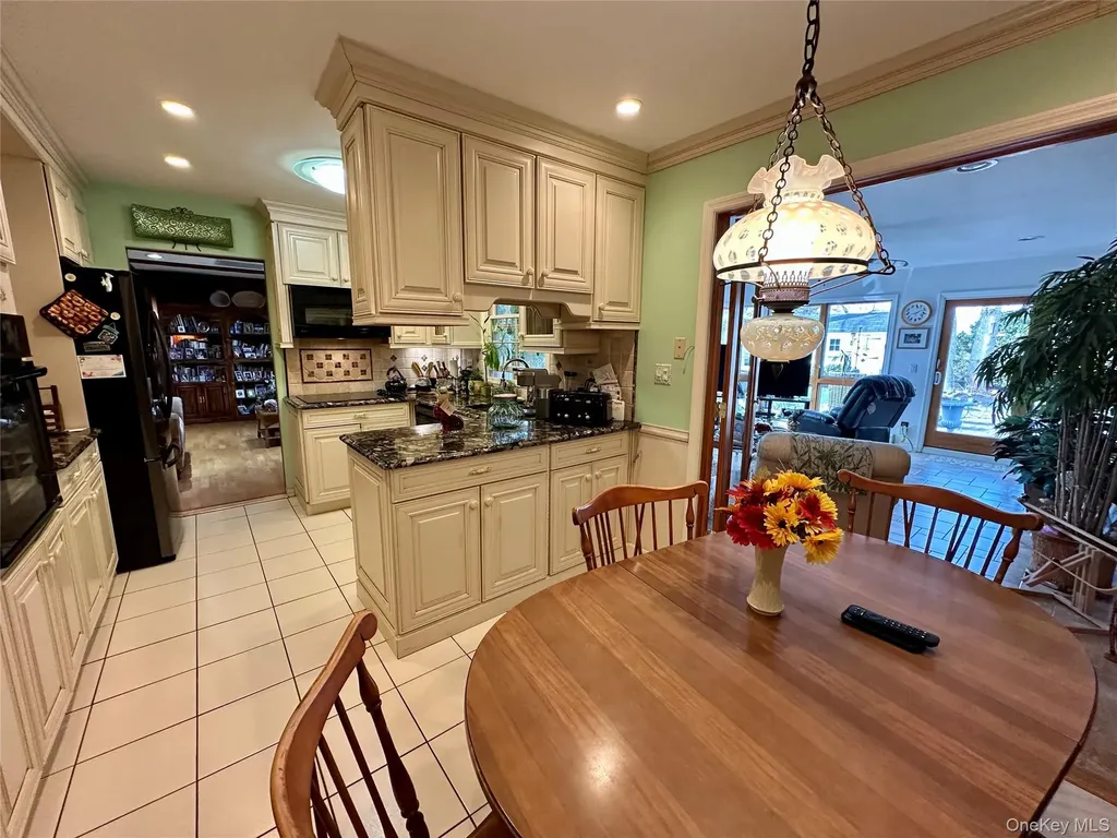 46 Wilmont Turn Coram NY 11727