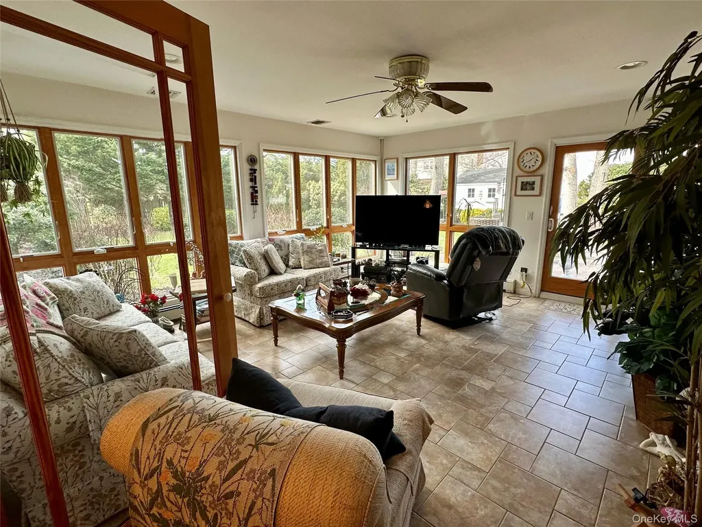 46 Wilmont Turn Coram NY 11727
