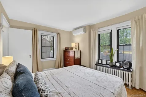54 Midland Avenue Yonkers NY 10705