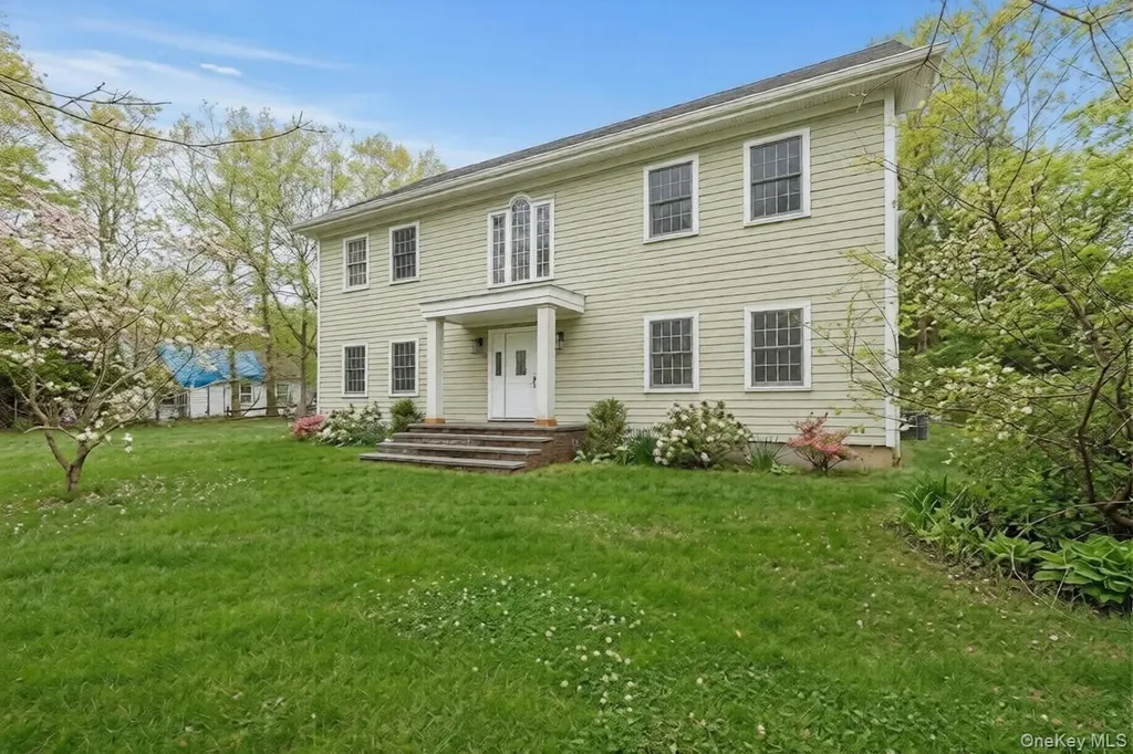 368 Main Street Setauket NY 11733