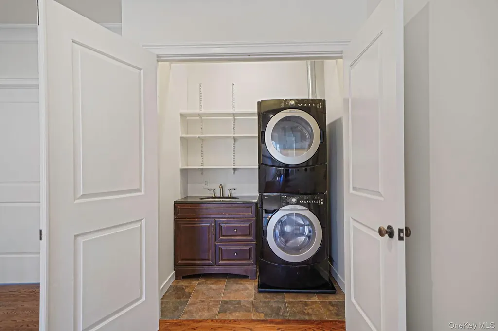 368 Main Street Setauket NY 11733