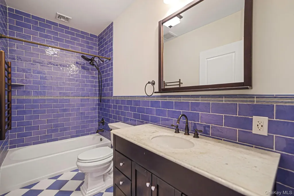 368 Main Street Setauket NY 11733