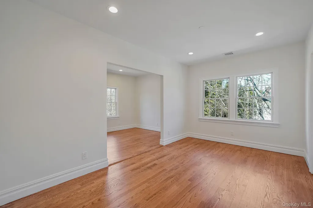 368 Main Street Setauket NY 11733