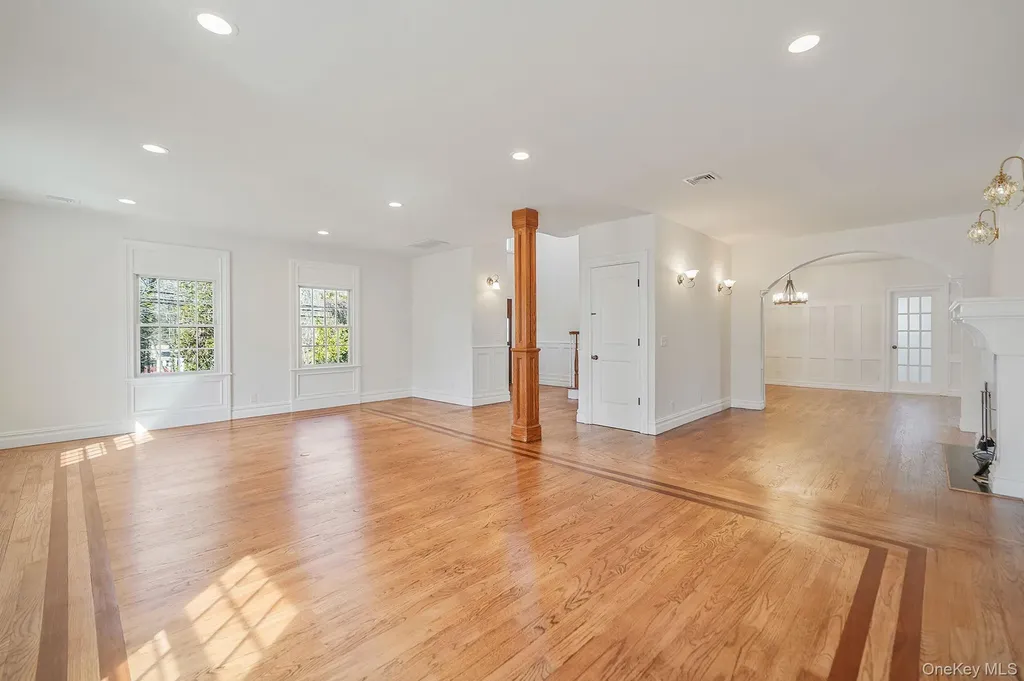 368 Main Street Setauket NY 11733