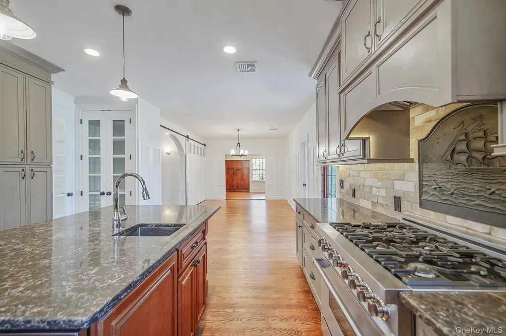 368 Main Street Setauket NY 11733