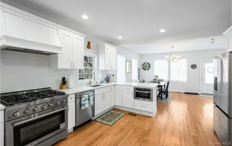54 Hayground Road Water Mill NY 11976